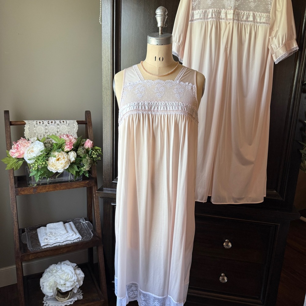 Vintage Nightgown Peignoir Set Lace Nylon Pink Large Coquetteβ 80s FRENCH MAID